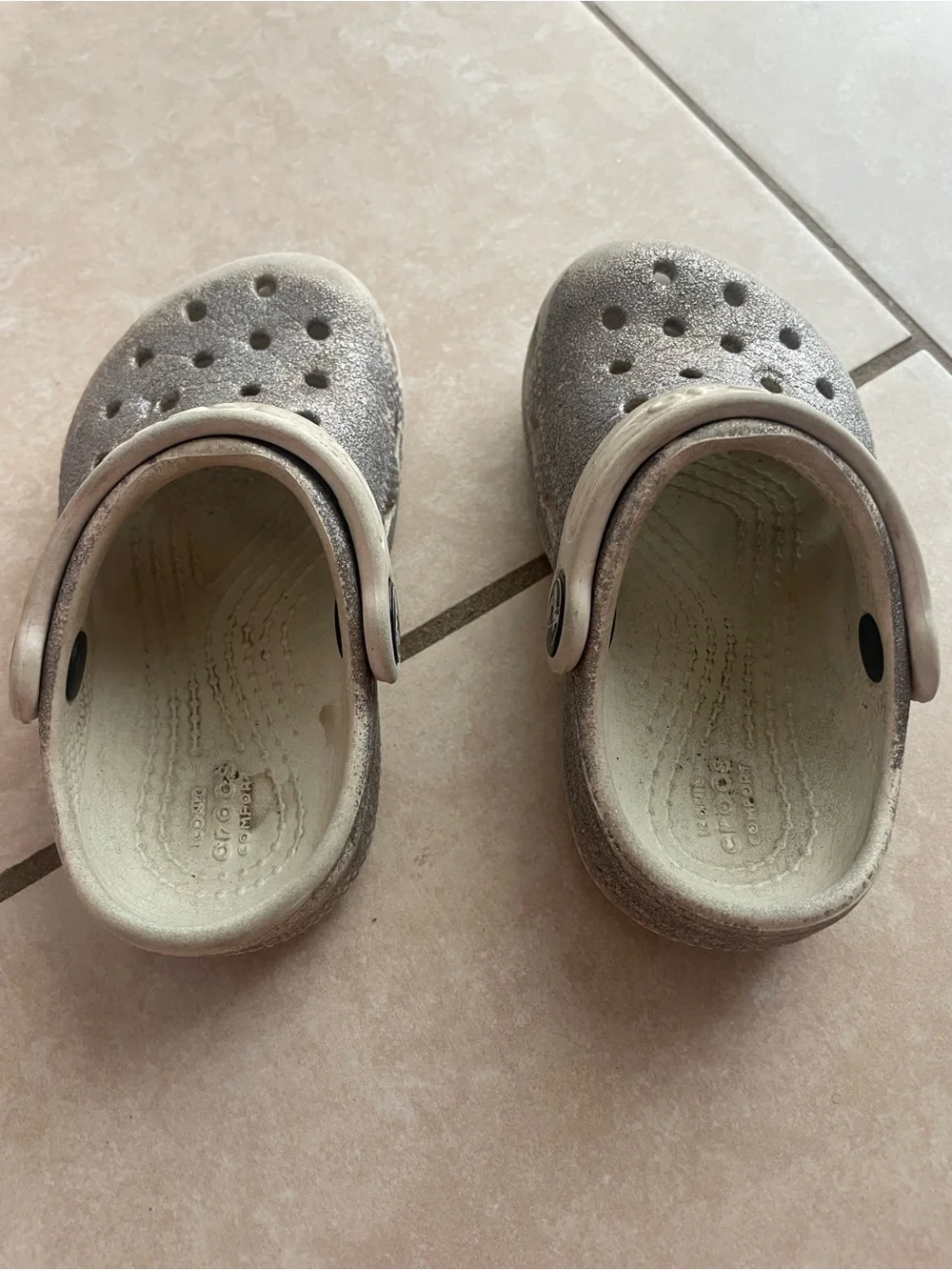 CROCS but fit